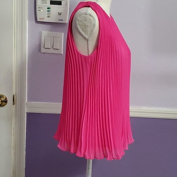 J. Crew Barbie Pink Accordion Pleated Elegant Event Sleveless Babydoll Top - Picture 3 of 8